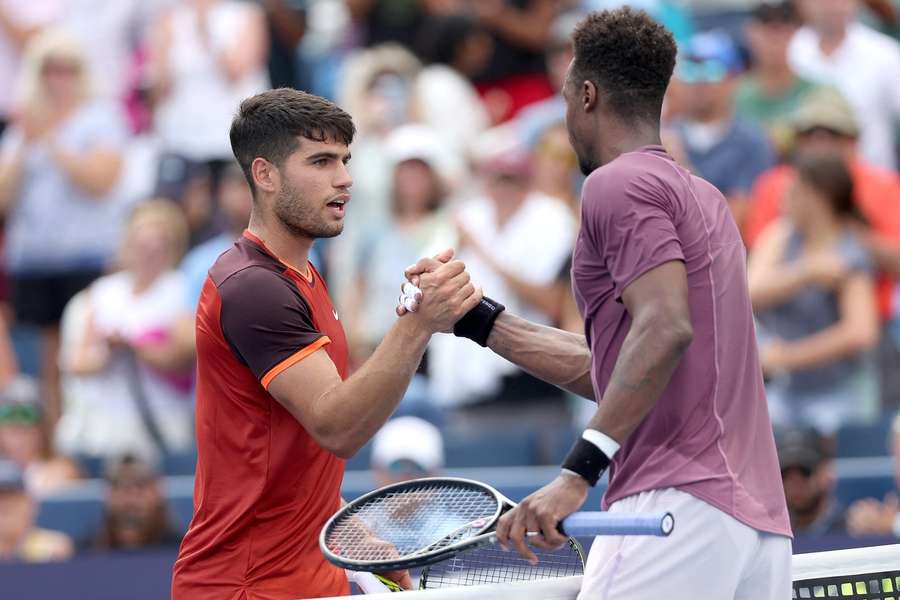 Alcaraz caiu precocemente no torneio em que foi vice-campeão em 2023