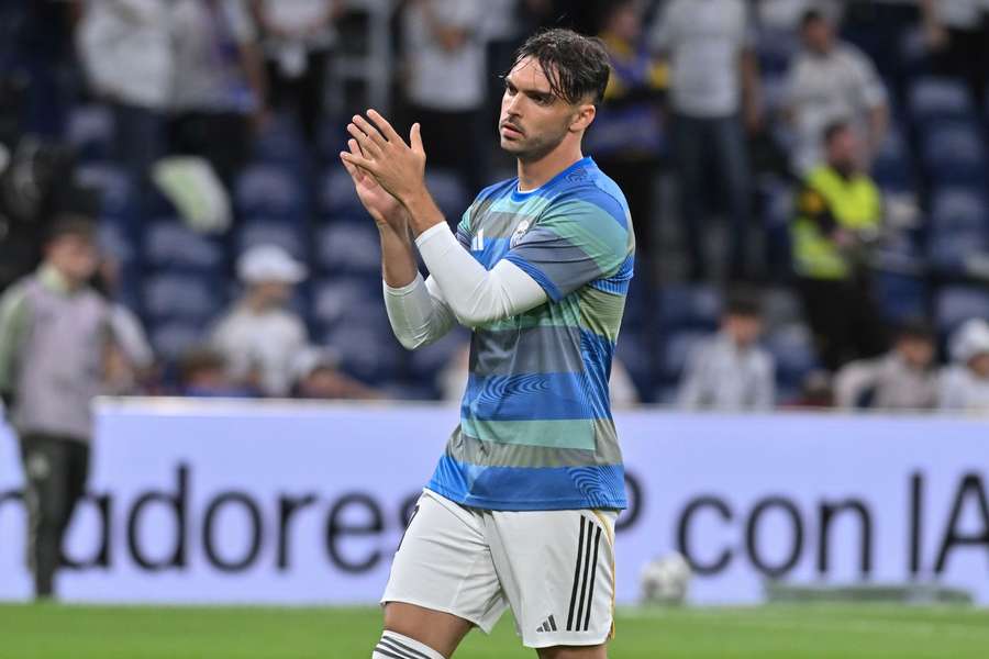 Asencio agradece el apoyo del público