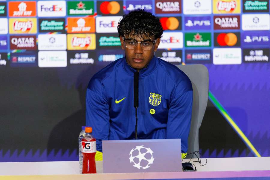 Lamine Yamal în timpul conferinței sale de presă Lamine Yamal în timpul conferinței sale de presă