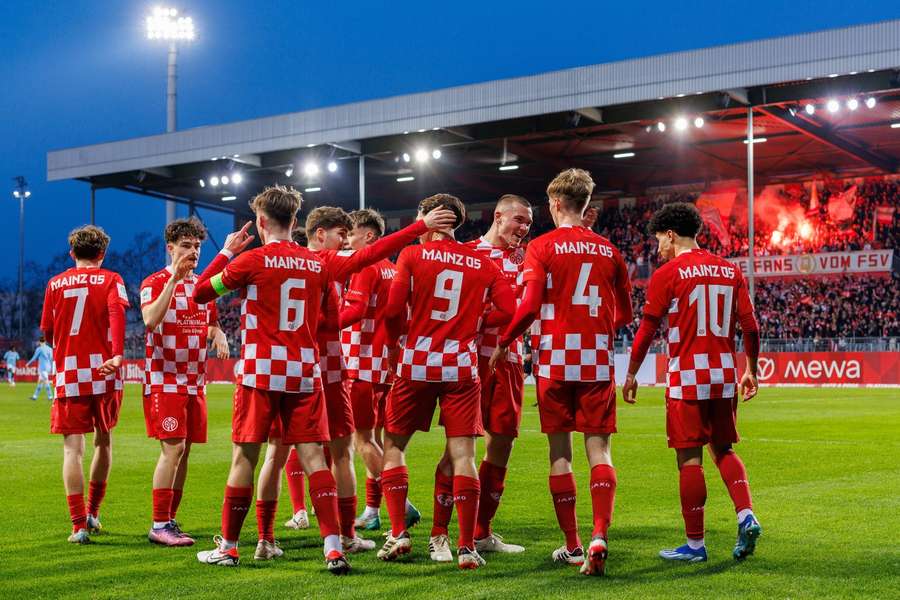 Die Mainzer U19 hat das Viertelfinale der UEFA Youth league erreicht.