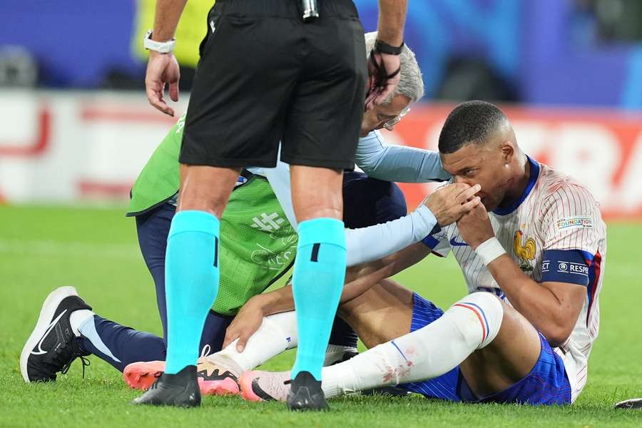 Deschamps: Mbappe poprosił o zmianę w dogrywce z powodu zmęczenia