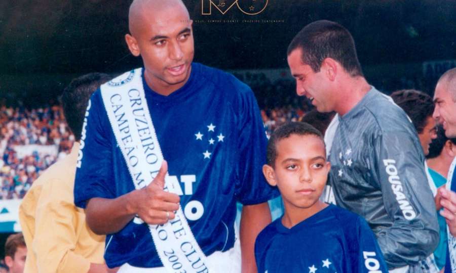 O único time brasileiro em que Luisão jogou foi o Cruzeiro