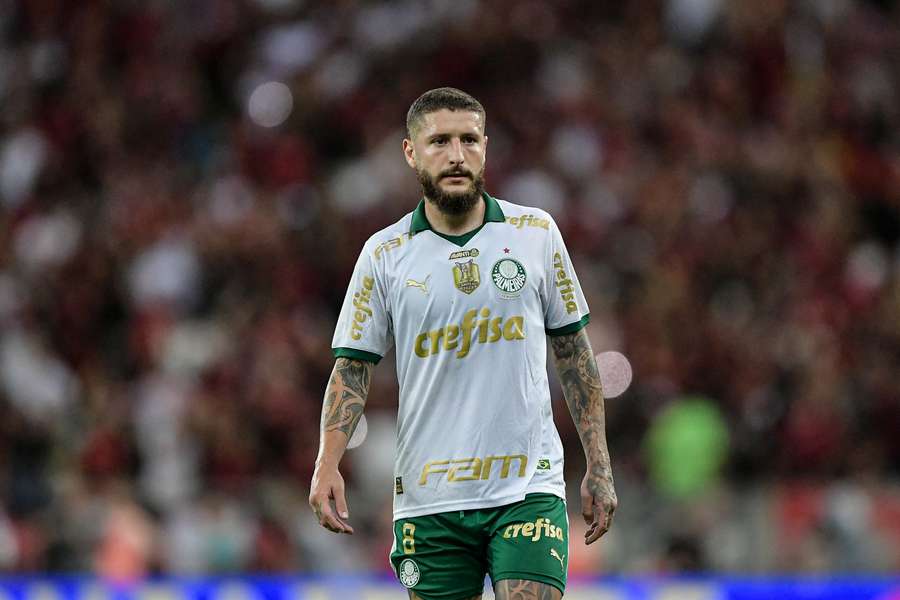 Zé Rafael deixou o Palmeiras após seis anos