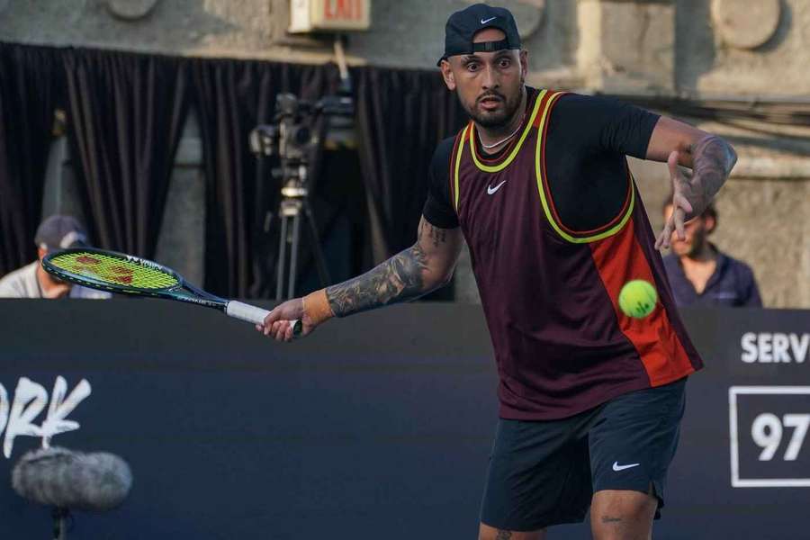 Nick Kyrgios se vrátí na kurty v Brisbane.