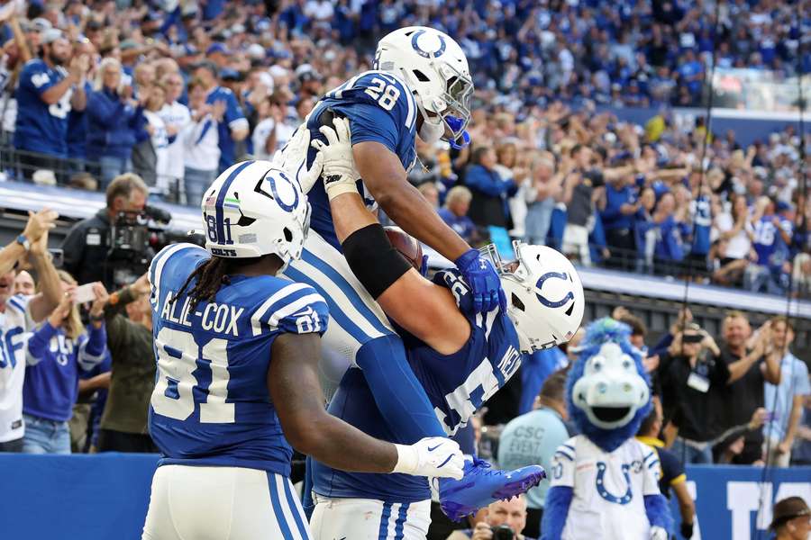 Colts continuam a vencer antes da visita à Alemanha