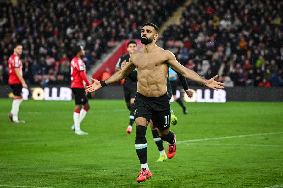 En llamas: Mohamed Salah, del Liverpool, ha tenido el mejor inicio de temporada en FPL de la historia
