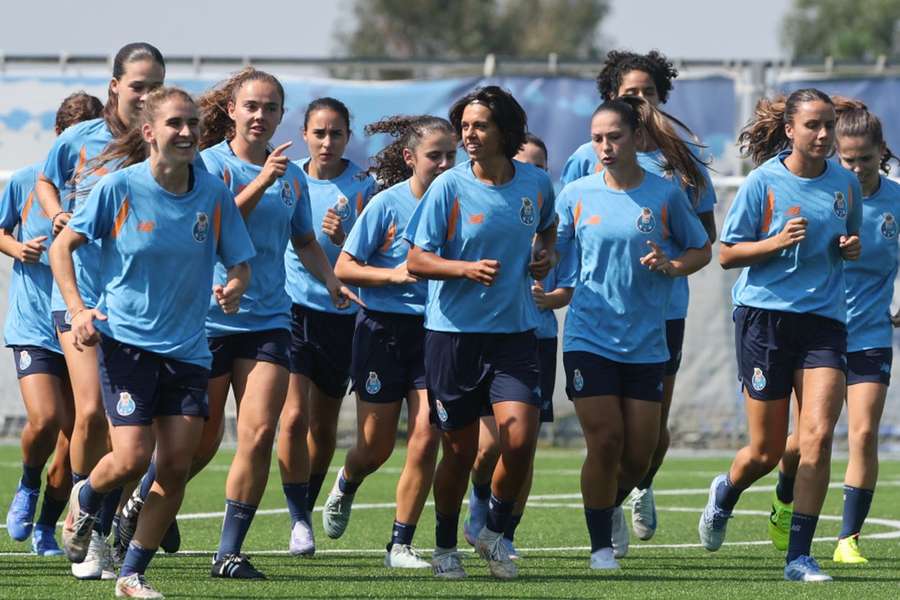 Alegria no regresso ao trabalho