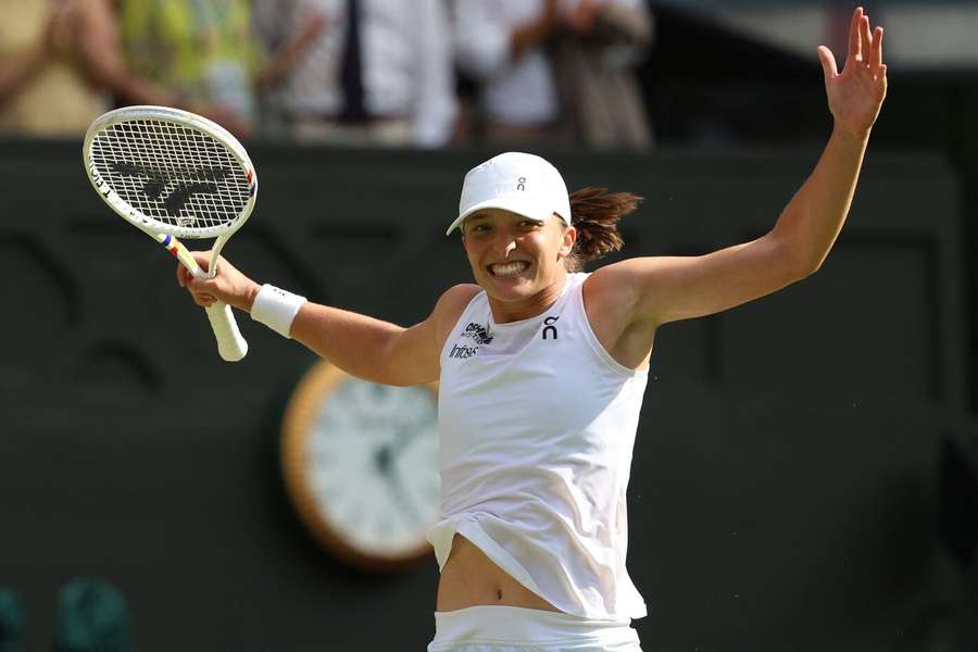 Iga Šwiateková po svém wimbledonském triumfu.