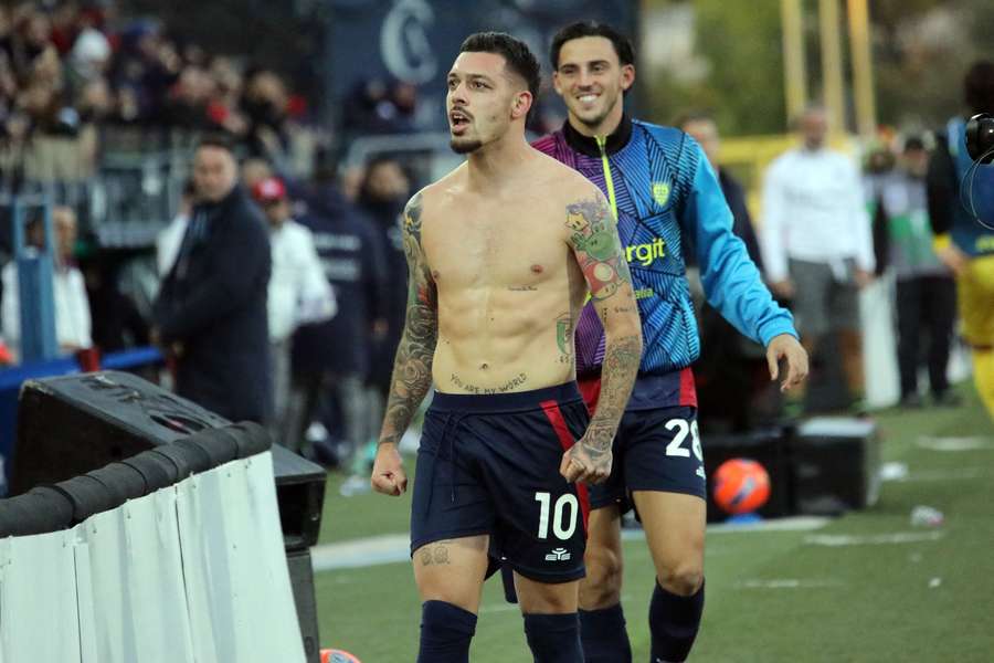 Gianluca Gaetano célébrant son but. Gianluca Gaetano célébrant son but.