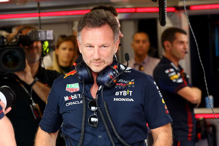 Christian Horner, chefe de equipa da Red Bull, antes dos treinos na Hungria