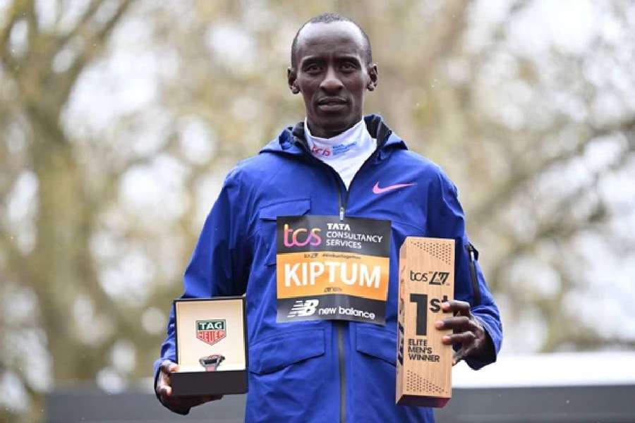 Kelvin Kiptum, vainqueur du marathon de Chicago