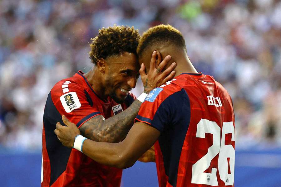 Ryan Mendes et Helio Varela