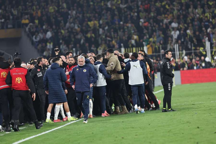 W tureckim futbolu doszło do kolejnego rozłamu.