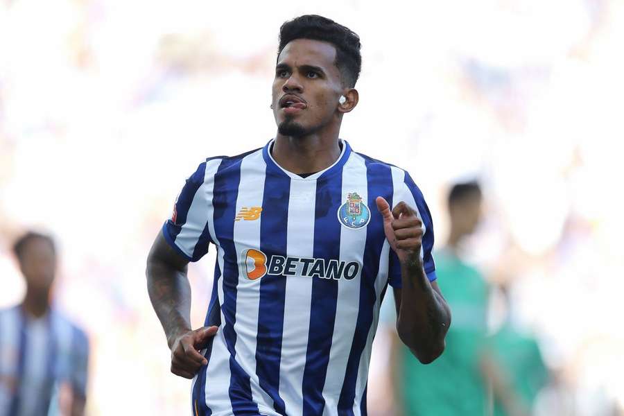 Galeno vai continuar no FC Porto