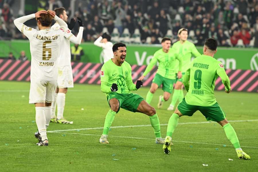 Gran victoria del Wolfsburgo ante el Mainz.
