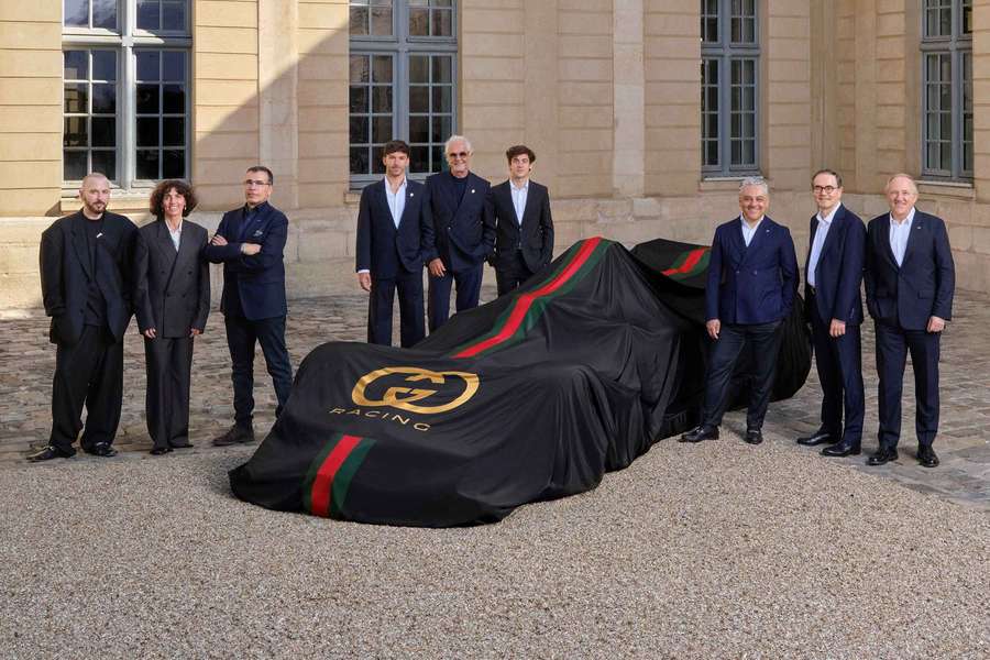 Gucci sera le sponsor titre d'Alpine à partir de 2027. Gucci sera le sponsor titre d'Alpine à partir de 2027.