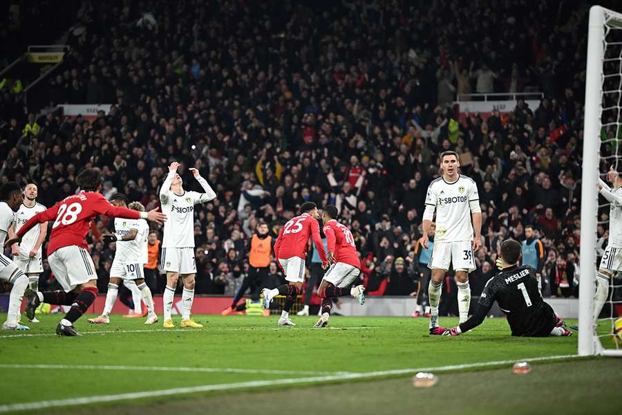 Man Utd leave it late to rescue point against Leeds at Old Trafford