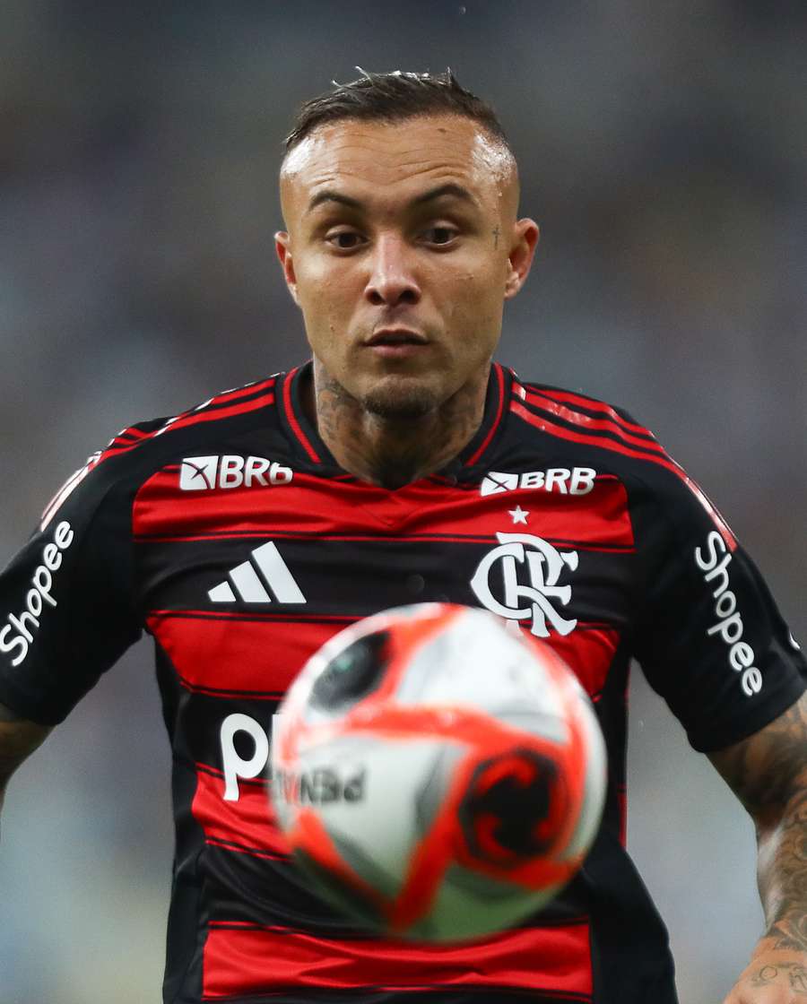 O Everton Cebolinha agora atua pelo Flamengo O Everton Cebolinha agora atua pelo Flamengo