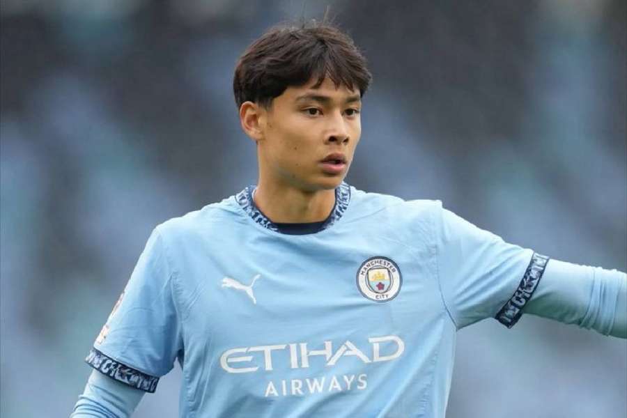 Han Willhoft-King, un tânăr promițător al academiei celor de la Manchester City, a decis să se retragă din fotbal la doar 19 ani