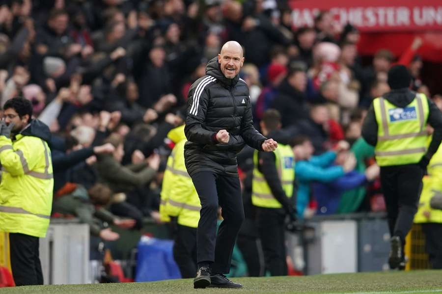 Ten Hag viert de 2-1 van Rashford