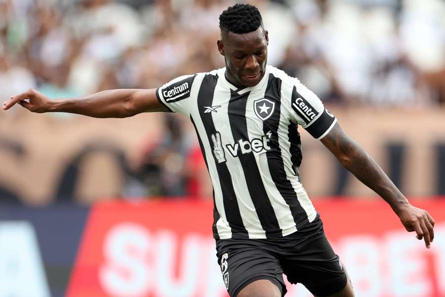Patrick de Paula fez o gol do Botafogo na derrota para o Maricá