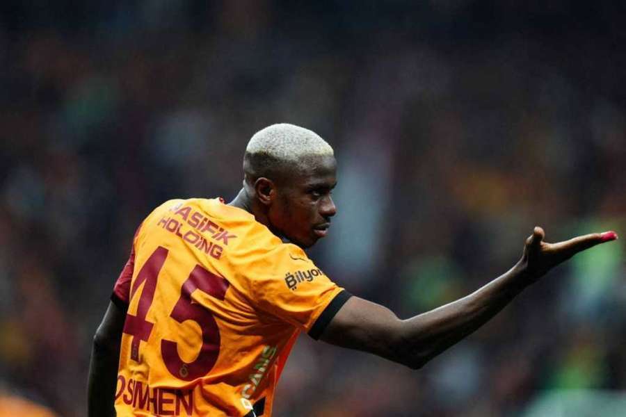 Osimhen by se rád usadil v Istanbulu.