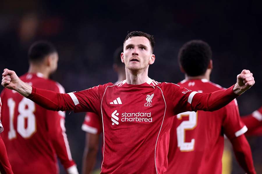 Robertson byl ústřední postavou výhry Liverpoolu.
