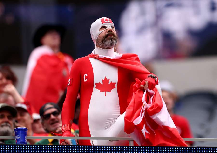 Un pittoresco tifoso canadese