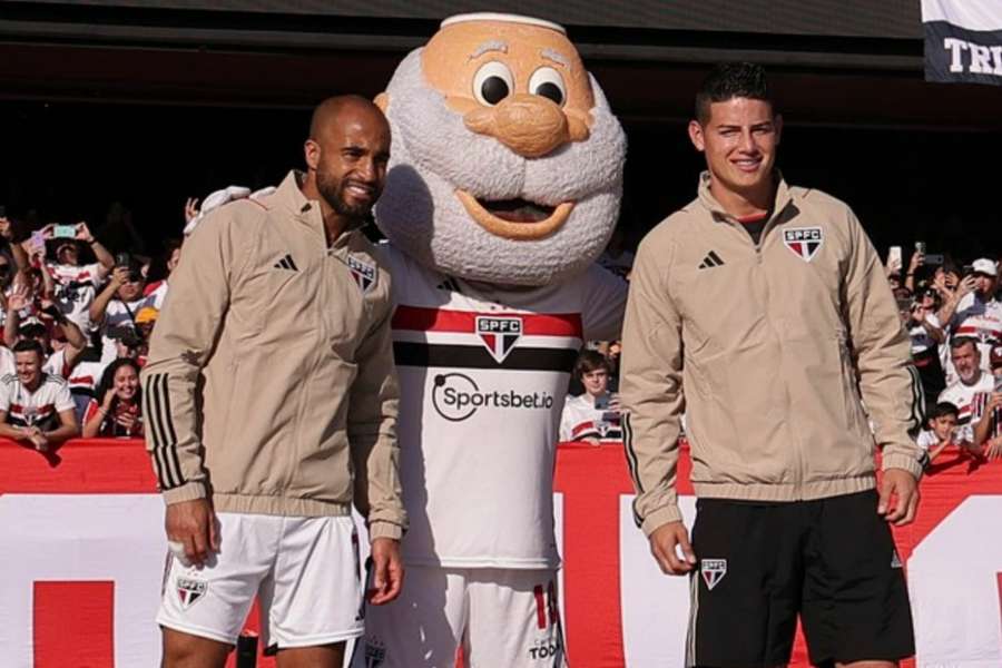 Lucas Moura e James Rodríguez apresentados no Morumbi