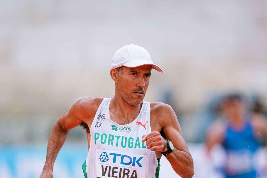 João Vieira concluiu a meia maratona em 1:30.40 horas