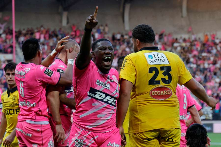 Tanga et les Parisiens trop forts ce soir. Tanga et les Parisiens trop forts ce soir.