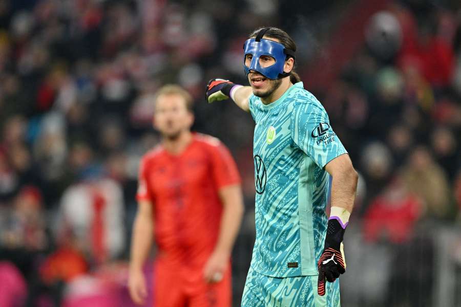 Grabara zatrzymał Kane’a, oszukał go Olise, a Goretzka był poza zasięgiem