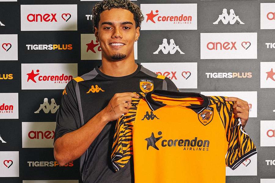 João Mendes é filho de Ronaldinho