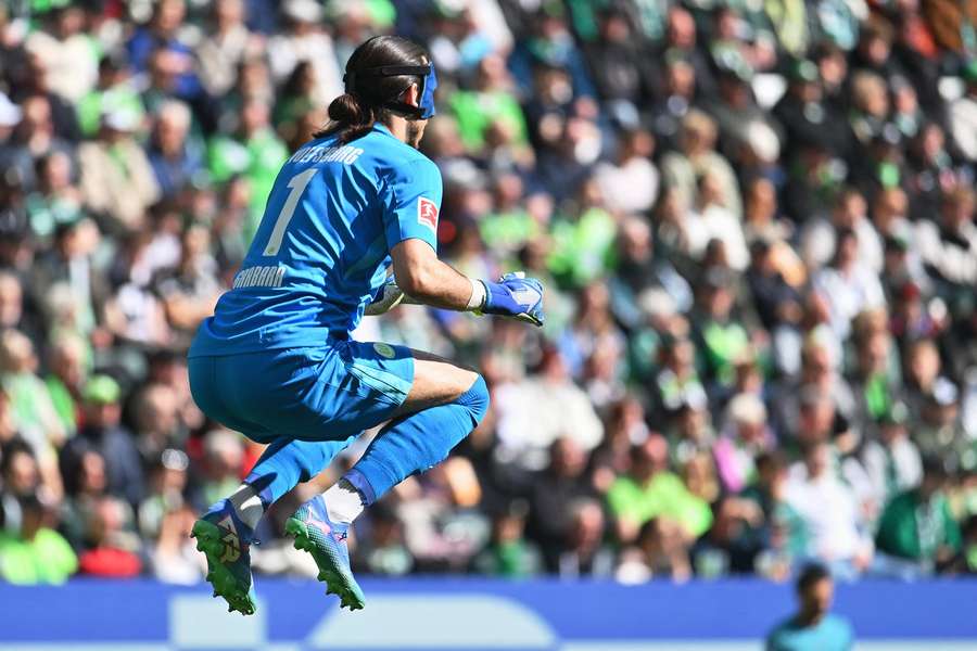 Grabara coraz bliżej pożegnania z Bundesligą, Wolfsburg osuwa się w kierunku spadku