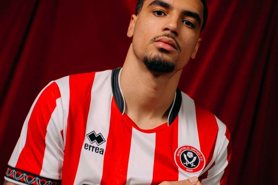 DONE DEAL: Sheffield Utd sign Wolves defender Hoever DONE DEAL: Sheffield Utd sign Wolves defender Hoever