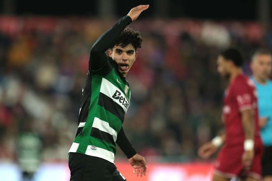 João Simões engrossa lista de lesionados