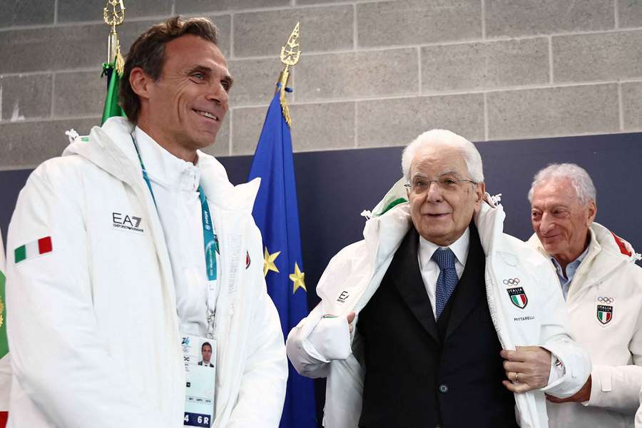 Luciano Buonfiglio con Sergio Mattarella Luciano Buonfiglio con Sergio Mattarella