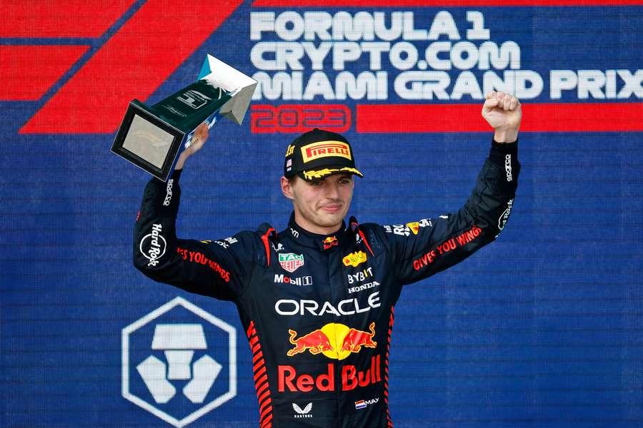První dojel v Miami Max Verstappen, druhý jeho týmový kolega Sergio Pérez.