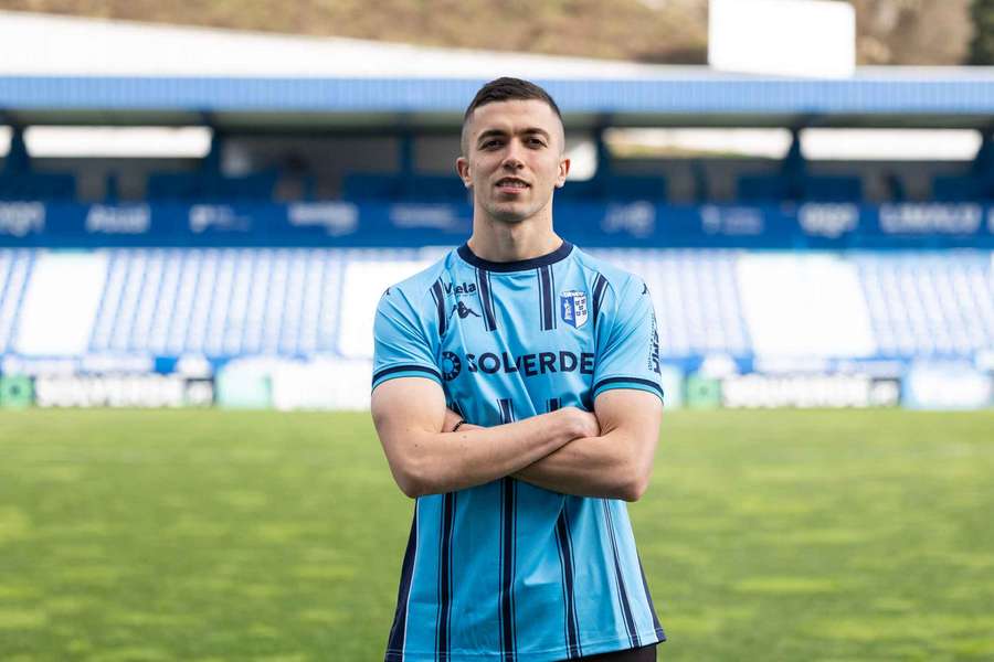 Hristo Ivanov reforça o Vizela