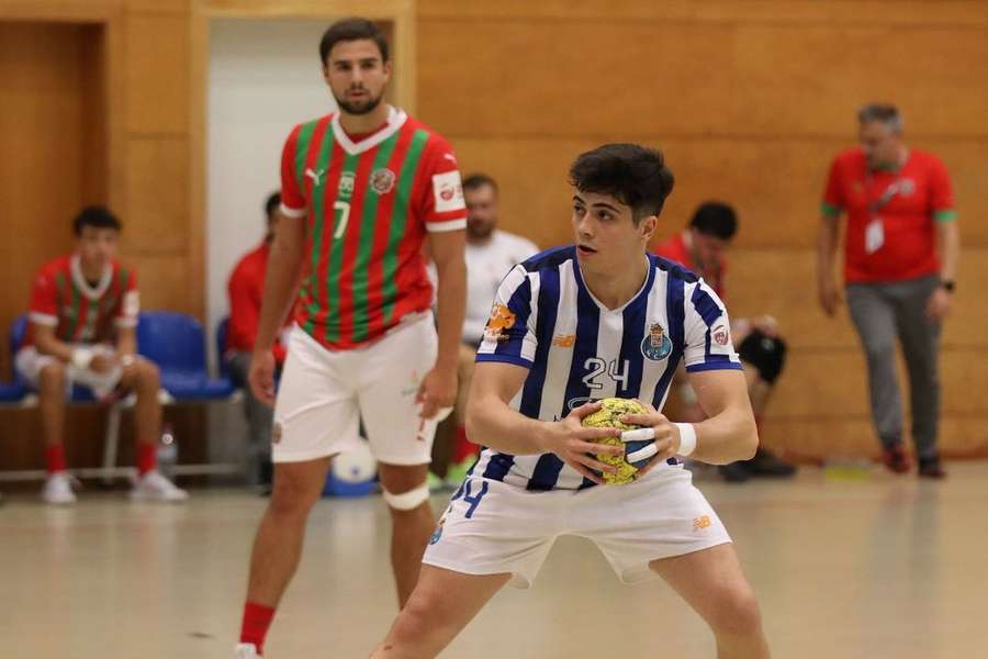 FC Porto ficou a quatro pontos do Sporting