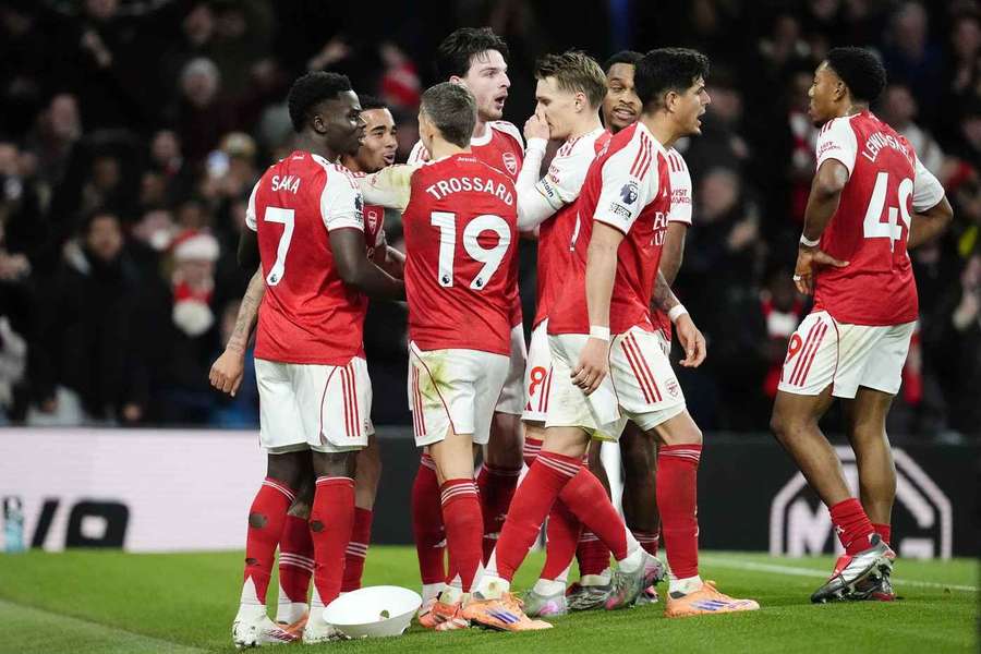 Arsenal mit dem wichtigen, späten Treffer. Arsenal mit dem wichtigen, späten Treffer.