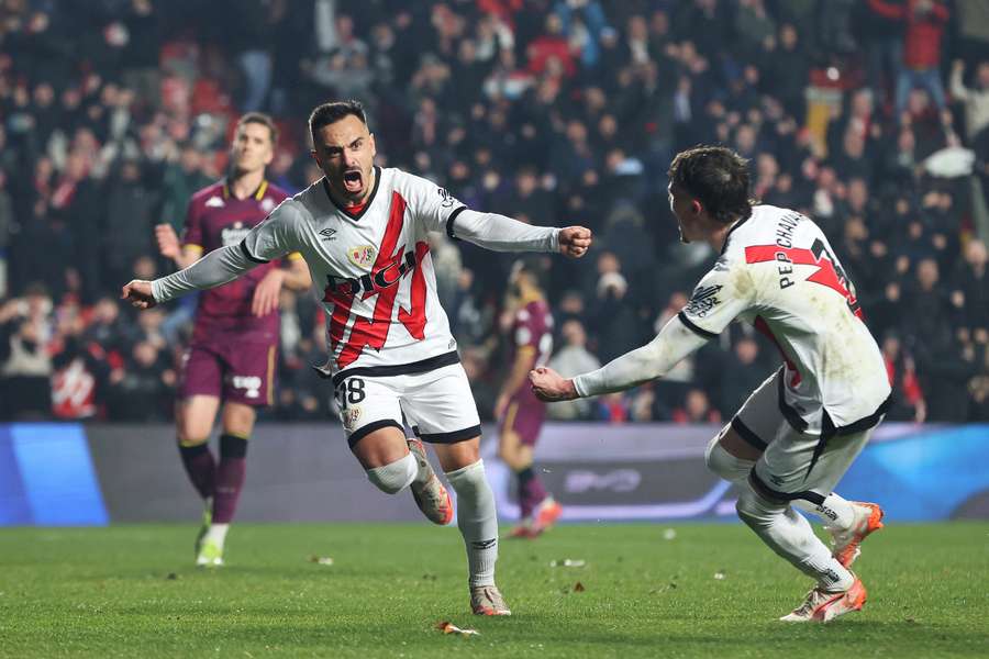 Álvaro García celebra su gol ante el Valladolid
