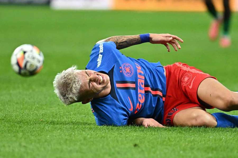 Octavian Popescu, accidentat în meciul cu Gloria Buzău din Superligă