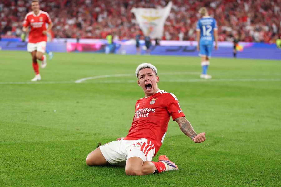 Prestianni festeja pelo Benfica Prestianni festeja pelo Benfica