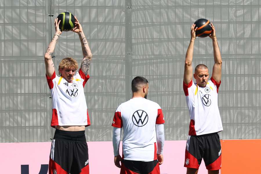 Woltemade, Undav und Anton beim Start der WM-Vorbereitung Woltemade, Undav und Anton beim Start der WM-Vorbereitung