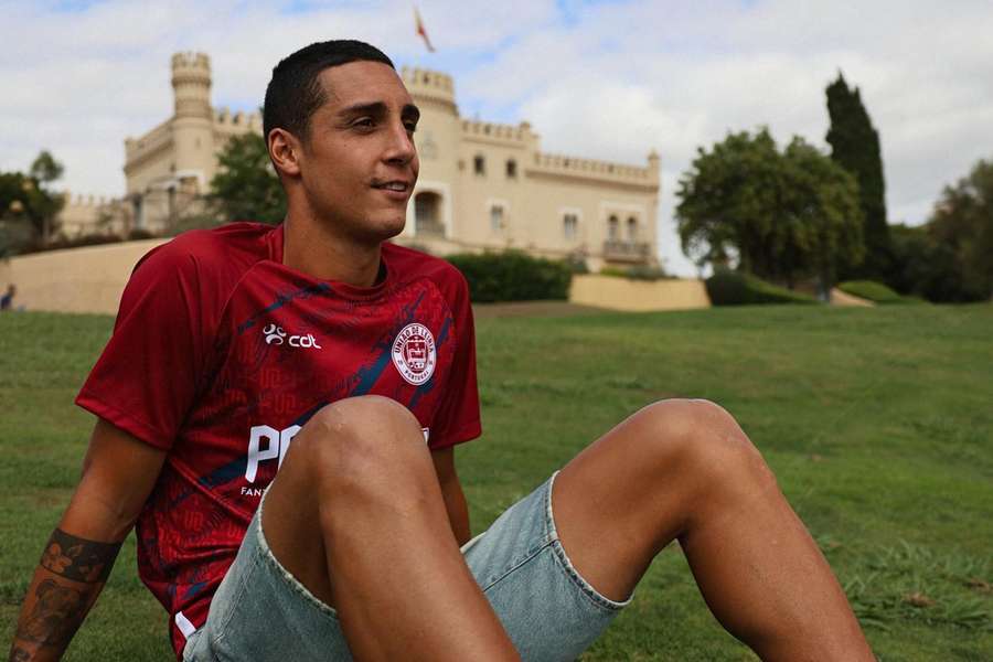 Pablo Fernández assinou por duas épocas com a UD Leiria
