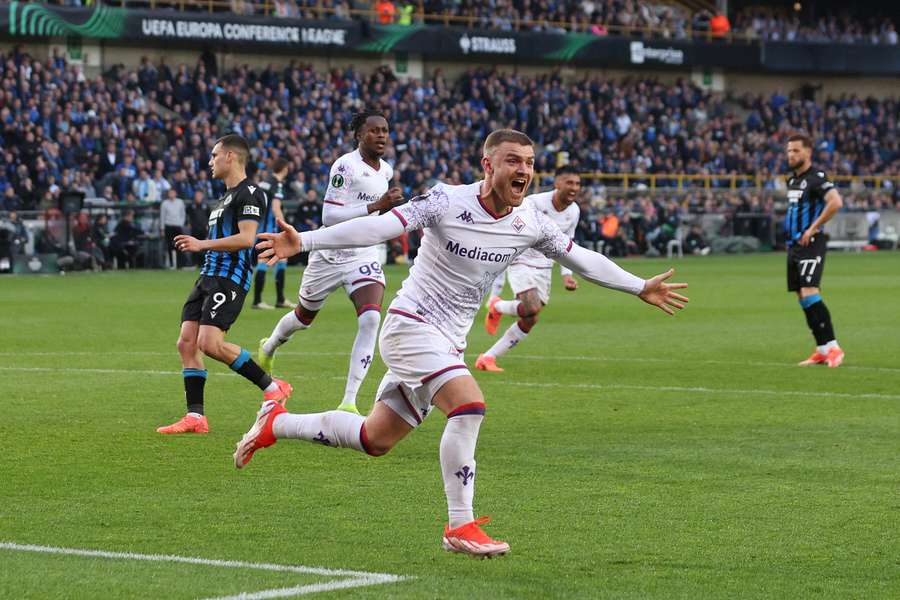 Beltrán, con su gol de penalti, metió a la Fiorentina en la final de la Conference