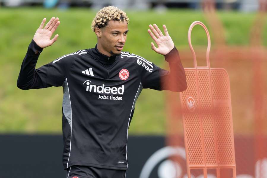Hugo Ekitiké im SGE-Training