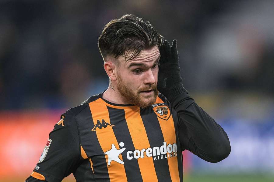 Aaron Connolly no início deste ano como jogador do Hull City