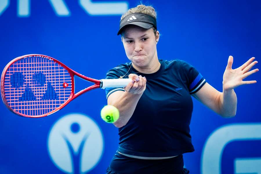 Alisa Oktiabreva, câștigătoarea competiției junioarelor de la Roland Garros 2026, nu va mai evolua sub steagul Rusiei. Sportiva va reprezenta Cehia Alisa Oktiabreva, câștigătoarea competiției junioarelor de la Roland Garros 2026, nu va mai evolua sub steagul Rusiei. Sportiva va reprezenta Cehia